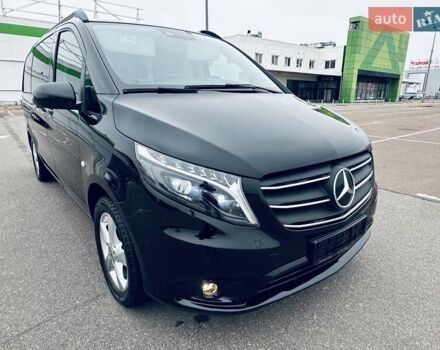 Черный Мерседес Вито, объемом двигателя 1.95 л и пробегом 83 тыс. км за 48800 $, фото 6 на Automoto.ua