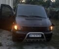 Черный Мерседес Вито, объемом двигателя 2.2 л и пробегом 420 тыс. км за 6600 $, фото 3 на Automoto.ua