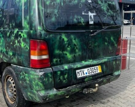 Чорний Мерседес Віто, об'ємом двигуна 2.1 л та пробігом 300 тис. км за 2800 $, фото 7 на Automoto.ua