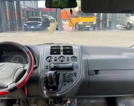 Чорний Мерседес Віто, об'ємом двигуна 2.1 л та пробігом 300 тис. км за 2800 $, фото 6 на Automoto.ua