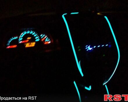 Черный Мерседес Вито, объемом двигателя 2.1 л и пробегом 0 тыс. км за 6200 $, фото 6 на Automoto.ua