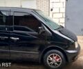 Черный Мерседес Вито, объемом двигателя 2.2 л и пробегом 341 тыс. км за 5400 $, фото 4 на Automoto.ua