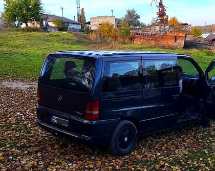 Чорний Мерседес Віто, об'ємом двигуна 2.1 л та пробігом 370 тис. км за 5000 $, фото 8 на Automoto.ua