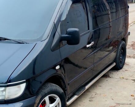 Черный Мерседес Вито, объемом двигателя 2.1 л и пробегом 28 тыс. км за 5700 $, фото 1 на Automoto.ua