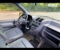 Черный Мерседес Вито, объемом двигателя 2.1 л и пробегом 300 тыс. км за 4500 $, фото 5 на Automoto.ua