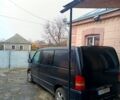 Черный Мерседес Вито, объемом двигателя 2.1 л и пробегом 330 тыс. км за 5000 $, фото 5 на Automoto.ua