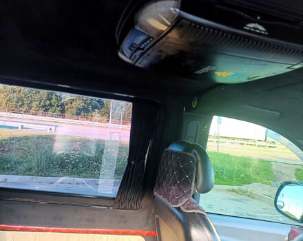 Черный Мерседес Вито, объемом двигателя 2.1 л и пробегом 373 тыс. км за 8300 $, фото 7 на Automoto.ua