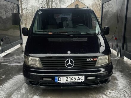Черный Мерседес Вито, объемом двигателя 2.1 л и пробегом 515 тыс. км за 5250 $, фото 1 на Automoto.ua