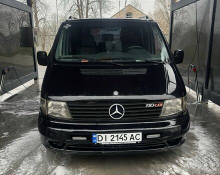 Черный Мерседес Вито, объемом двигателя 2.1 л и пробегом 515 тыс. км за 5250 $, фото 1 на Automoto.ua