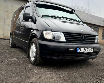 Черный Мерседес Вито, объемом двигателя 2.15 л и пробегом 480 тыс. км за 6300 $, фото 1 на Automoto.ua