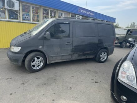 Черный Мерседес Вито, объемом двигателя 0 л и пробегом 30 тыс. км за 1100 $, фото 1 на Automoto.ua