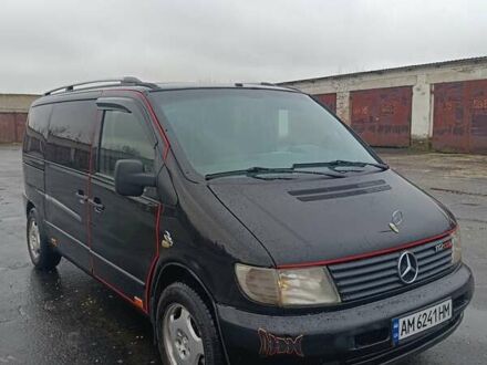 Черный Мерседес Вито, объемом двигателя 2.15 л и пробегом 520 тыс. км за 4950 $, фото 1 на Automoto.ua