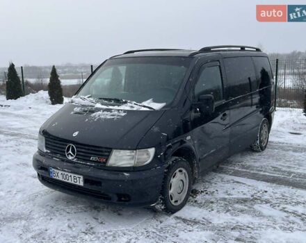 Черный Мерседес Вито, объемом двигателя 2.15 л и пробегом 549 тыс. км за 5899 $, фото 1 на Automoto.ua