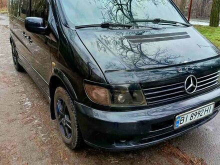 Чорний Мерседес Віто, об'ємом двигуна 2.1 л та пробігом 232 тис. км за 7000 $, фото 1 на Automoto.ua
