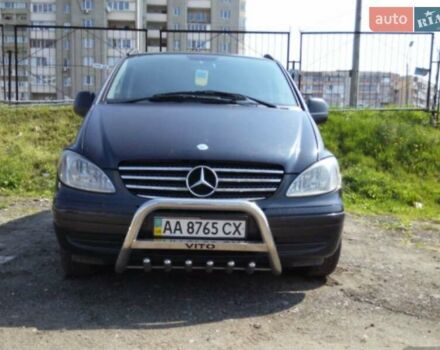 Черный Мерседес Вито, объемом двигателя 2.15 л и пробегом 300 тыс. км за 8200 $, фото 1 на Automoto.ua
