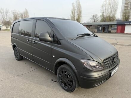 Чорний Мерседес Віто, об'ємом двигуна 2.2 л та пробігом 258 тис. км за 3500 $, фото 1 на Automoto.ua