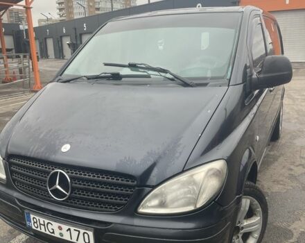 Чорний Мерседес Віто, об'ємом двигуна 2.2 л та пробігом 369 тис. км за 3300 $, фото 1 на Automoto.ua