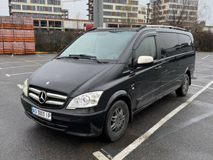 Черный Мерседес Вито, объемом двигателя 2.2 л и пробегом 328 тыс. км за 14200 $, фото 1 на Automoto.ua
