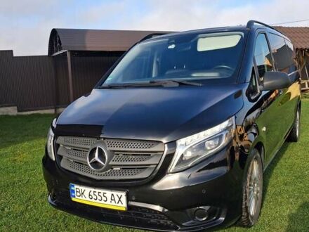 Черный Мерседес Вито, объемом двигателя 2.14 л и пробегом 211 тыс. км за 27000 $, фото 1 на Automoto.ua