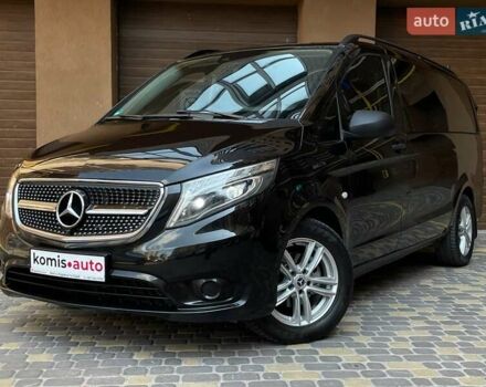Черный Мерседес Вито, объемом двигателя 2.14 л и пробегом 355 тыс. км за 24499 $, фото 1 на Automoto.ua