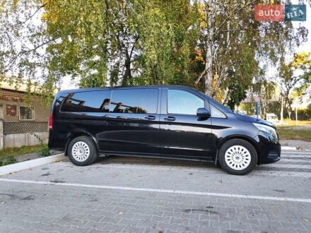 Чорний Мерседес Віто, об'ємом двигуна 2.1 л та пробігом 425 тис. км за 31000 $, фото 1 на Automoto.ua