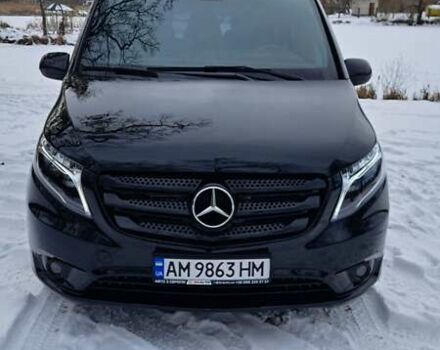 Черный Мерседес Вито, объемом двигателя 2.14 л и пробегом 242 тыс. км за 29229 $, фото 1 на Automoto.ua