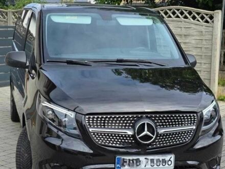 Чорний Мерседес Віто, об'ємом двигуна 2.2 л та пробігом 103 тис. км за 15400 $, фото 1 на Automoto.ua