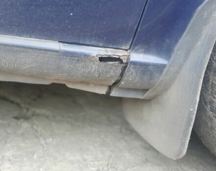 Фиолетовый Мерседес Вито, объемом двигателя 2.1 л и пробегом 400 тыс. км за 7300 $, фото 9 на Automoto.ua