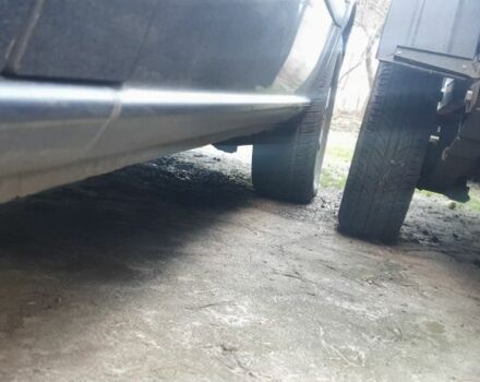 Фиолетовый Мерседес Вито, объемом двигателя 2.1 л и пробегом 400 тыс. км за 7300 $, фото 6 на Automoto.ua