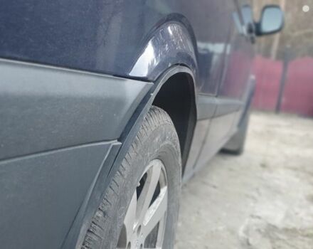 Фиолетовый Мерседес Вито, объемом двигателя 2.1 л и пробегом 400 тыс. км за 7300 $, фото 7 на Automoto.ua