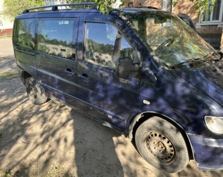 Фиолетовый Мерседес Вито, объемом двигателя 2.1 л и пробегом 540 тыс. км за 2500 $, фото 5 на Automoto.ua