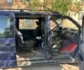 Фиолетовый Мерседес Вито, объемом двигателя 2.1 л и пробегом 540 тыс. км за 2500 $, фото 1 на Automoto.ua