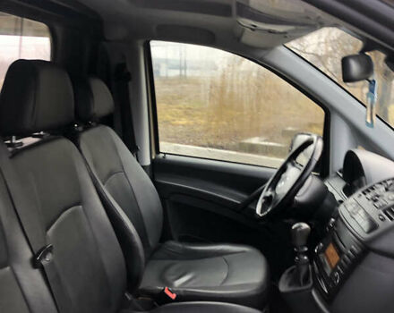 Мерседес Вито 2010 в Черновцах на Automoto.ua Коричневый Мерседес Вито, объемом двигателя 2.14 л и пробегом 326 тыс. км за 9500 $, фото 8 на Automoto.ua
