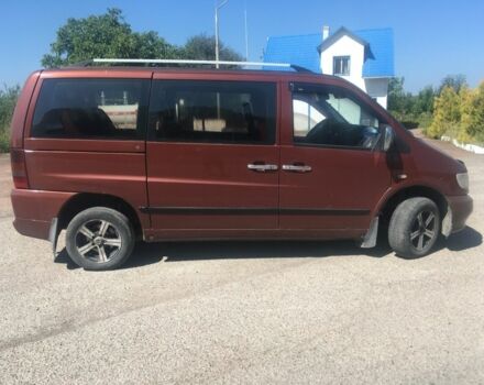 Коричневый Мерседес Вито, объемом двигателя 2.2 л и пробегом 401 тыс. км за 3400 $, фото 3 на Automoto.ua