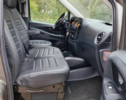 Коричневый Мерседес Вито, объемом двигателя 2.2 л и пробегом 260 тыс. км за 23999 $, фото 10 на Automoto.ua