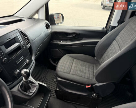 Коричневый Мерседес Вито, объемом двигателя 1.6 л и пробегом 208 тыс. км за 18900 $, фото 12 на Automoto.ua