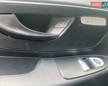 Коричневый Мерседес Вито, объемом двигателя 2.2 л и пробегом 180 тыс. км за 27999 $, фото 40 на Automoto.ua