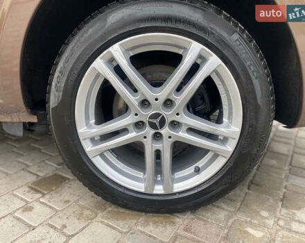 Коричневый Мерседес Вито, объемом двигателя 2.2 л и пробегом 180 тыс. км за 27999 $, фото 31 на Automoto.ua