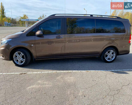 Коричневий Мерседес Віто, об'ємом двигуна 2.2 л та пробігом 177 тис. км за 28500 $, фото 2 на Automoto.ua