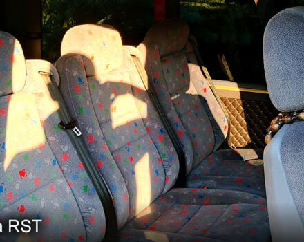 Мерседес Вито 1998 в Киеве на Automoto.ua Коричневый Мерседес Вито, объемом двигателя 2.3 л и пробегом 0 тыс. км за 6900 $, фото 5 на Automoto.ua