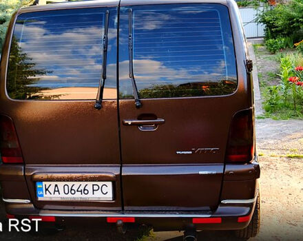 Мерседес Вито 1998 в Киеве на Automoto.ua Коричневый Мерседес Вито, объемом двигателя 2.3 л и пробегом 0 тыс. км за 6900 $, фото 4 на Automoto.ua