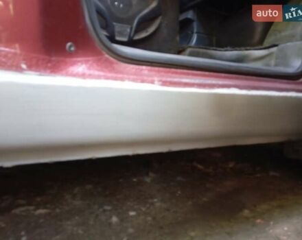 Красный Мерседес Вито, объемом двигателя 2.3 л и пробегом 385 тыс. км за 3700 $, фото 1 на Automoto.ua