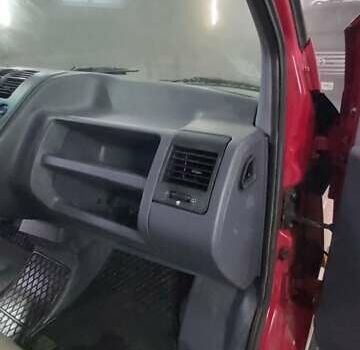 Червоний Мерседес Віто, об'ємом двигуна 2.15 л та пробігом 277 тис. км за 3000 $, фото 19 на Automoto.ua