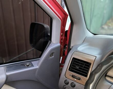 Красный Мерседес Вито, объемом двигателя 2.3 л и пробегом 600 тыс. км за 4300 $, фото 16 на Automoto.ua