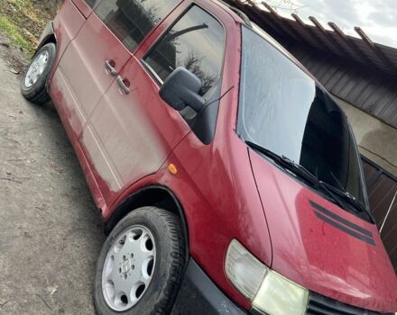 Красный Мерседес Вито, объемом двигателя 2.3 л и пробегом 600 тыс. км за 4300 $, фото 11 на Automoto.ua