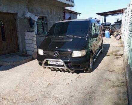 Красный Мерседес Вито, объемом двигателя 2.3 л и пробегом 453 тыс. км за 3900 $, фото 7 на Automoto.ua