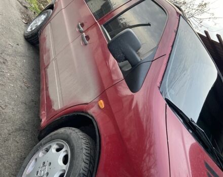 Красный Мерседес Вито, объемом двигателя 2.3 л и пробегом 600 тыс. км за 4300 $, фото 5 на Automoto.ua