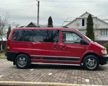Красный Мерседес Вито, объемом двигателя 2.3 л и пробегом 400 тыс. км за 3650 $, фото 2 на Automoto.ua