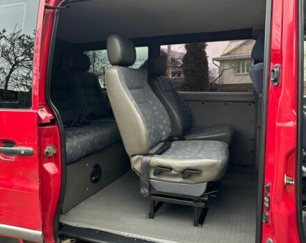 Красный Мерседес Вито, объемом двигателя 2.3 л и пробегом 400 тыс. км за 3650 $, фото 15 на Automoto.ua