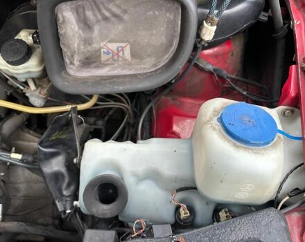 Красный Мерседес Вито, объемом двигателя 2.3 л и пробегом 400 тыс. км за 3650 $, фото 22 на Automoto.ua